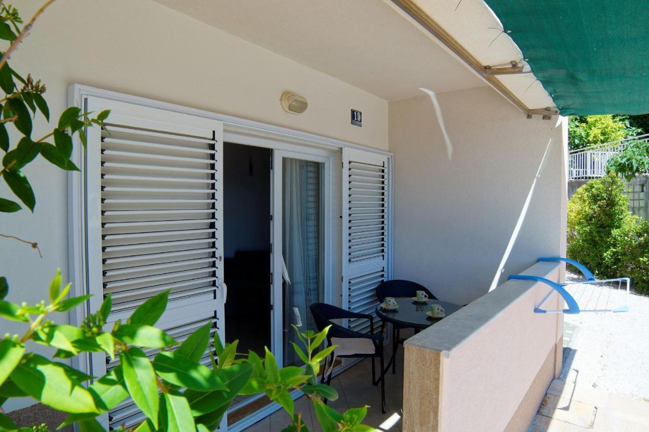 Apartment Darko Podstrana Exterior foto